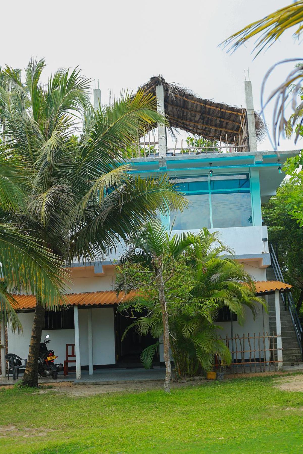 Laguna Surfing Stay Midigama Exterior photo